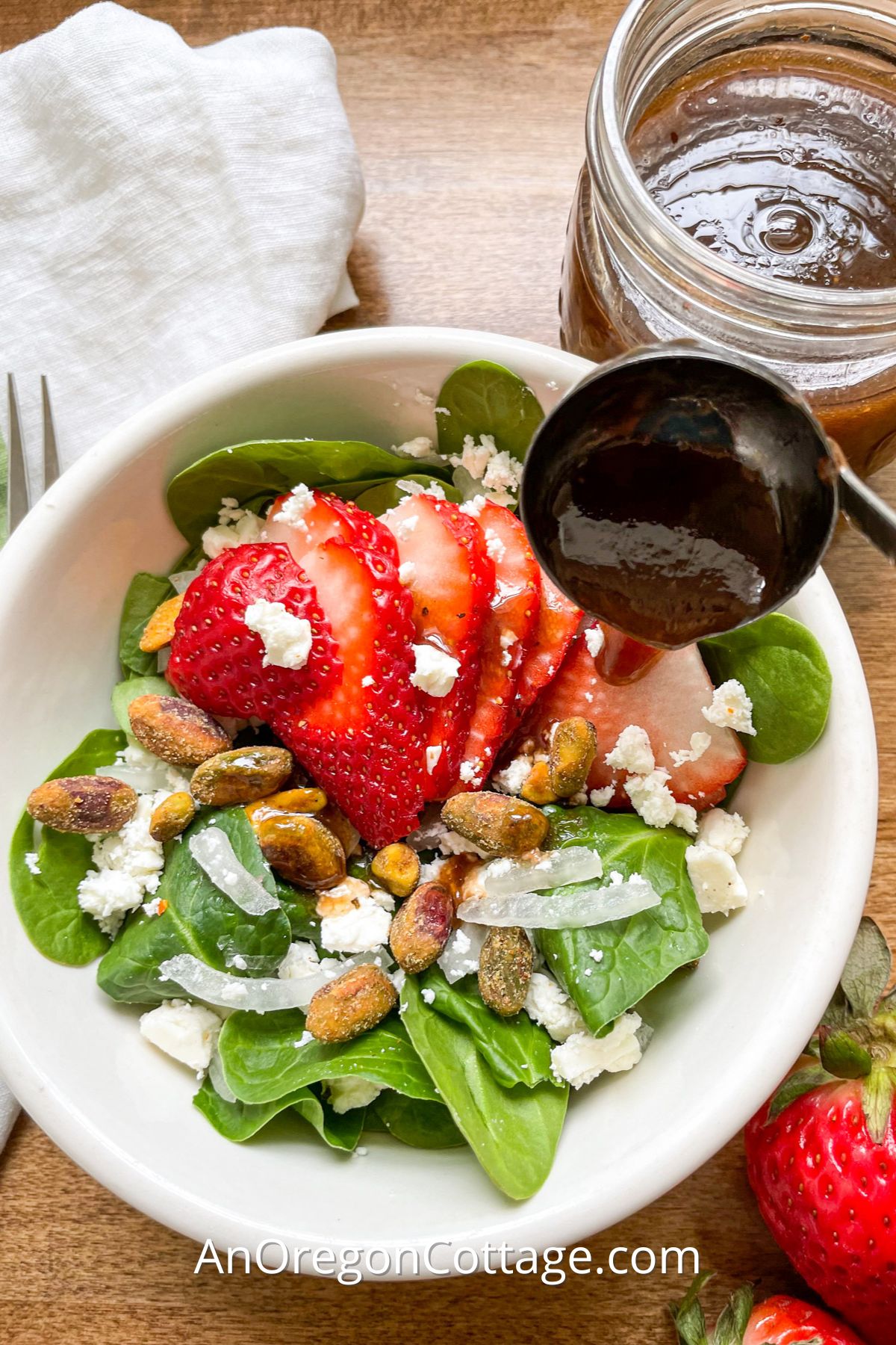 Simple Strawberry Vinaigrette Recipe: Fruity Flavor, Quick Prep
